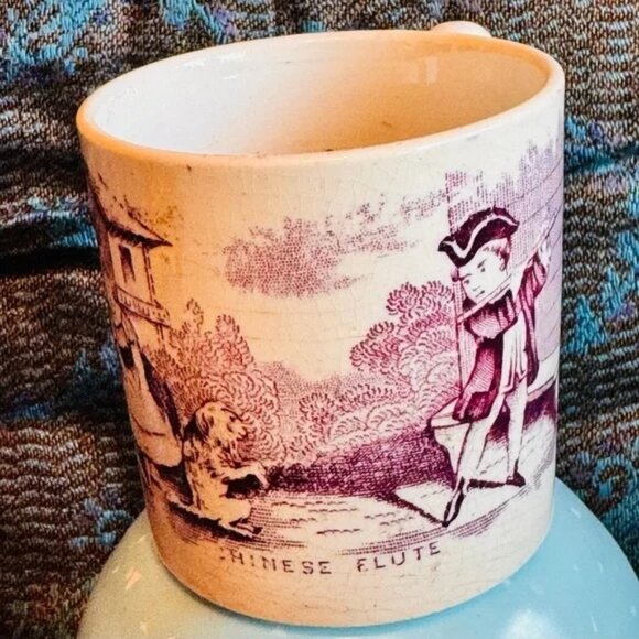 Vintage/antique teacup. Shipping not included in price. See photos for more. - Picture 1 of 7